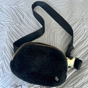 Black Sherpa Lululemon Belt Bag